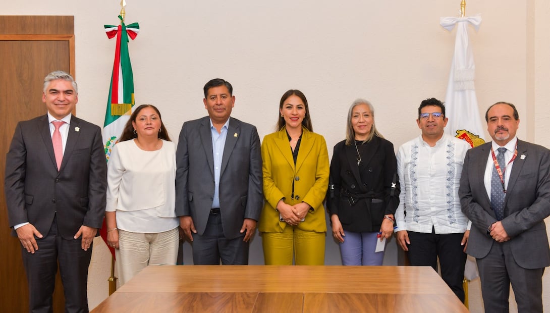 Es la primera ocasión que la administración pública ofrece becas completas. Foto: Especial