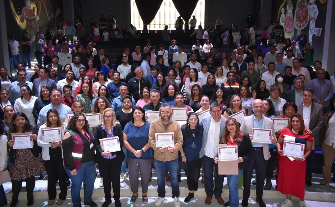 Reconocen a trabajadores de la Magdalena Contreras por capacitarse en perspectiva de género. Foto: Especial