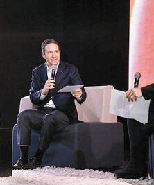 TV Azteca dejará de depender de la televisión, asegura Salinas Sada