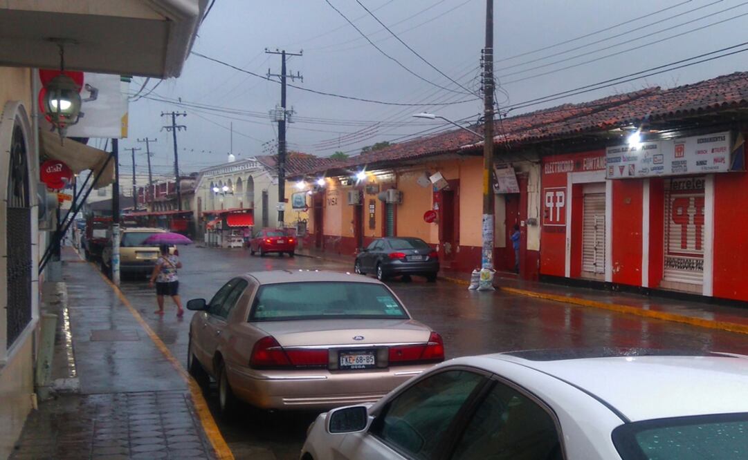 Las lluvias que han caído en la zona han provocado que la corriente del río aumente. Foto: Edwin Hernández/ EL UNIVERSAL         