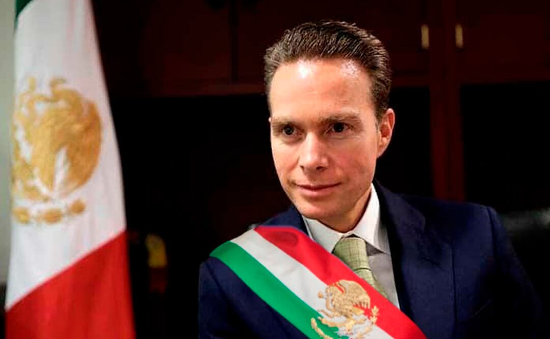 Manuel Velasco motivo de burlas en redes sociales. Foto: Twitter @pagusrendon