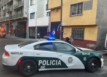 Dos personas fallecen por probable intoxicación de gas en departamento de Iztacalco; se trata de un hombre y una mujer