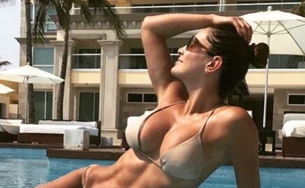 Ninel Conde luce su abdomen marcado