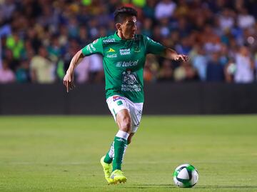 Ángel Mena además de goleador es predicador