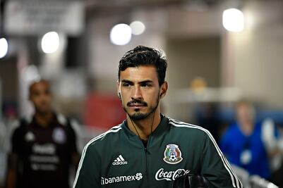 Amaury Vergara es quien negocia a Oswaldo Alanís