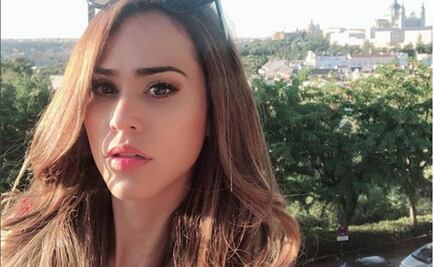 "La chica del clima" deslumbra con su escote y bikini 