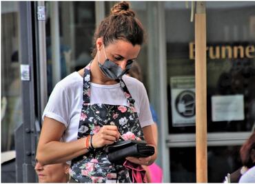 Siete de cada diez empleos generados en 2021 fueron en el sector servicios: Inegi