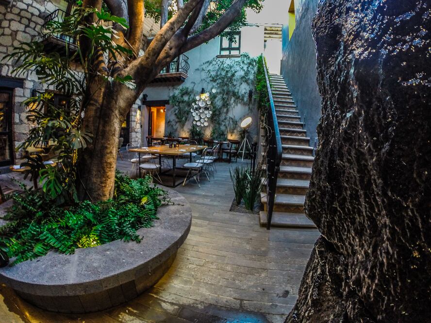 El espacio destaca por ser el primer hotel de diseño contemporáneo de este Pueblo Mágico 