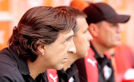 Costas lamentó manejo de partido del Atlas