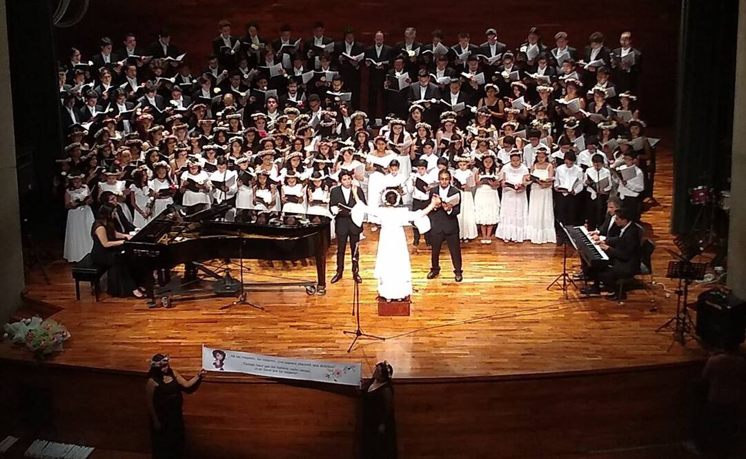 Niños y maestros de música y danza buscan superar las trabas de las clases virtuales por el confinamiento. Foto: INBAL