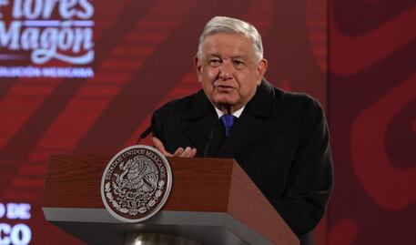 Nuevo plan de estudios de la SEP no perjudica a maestros ni a alumnos: AMLO