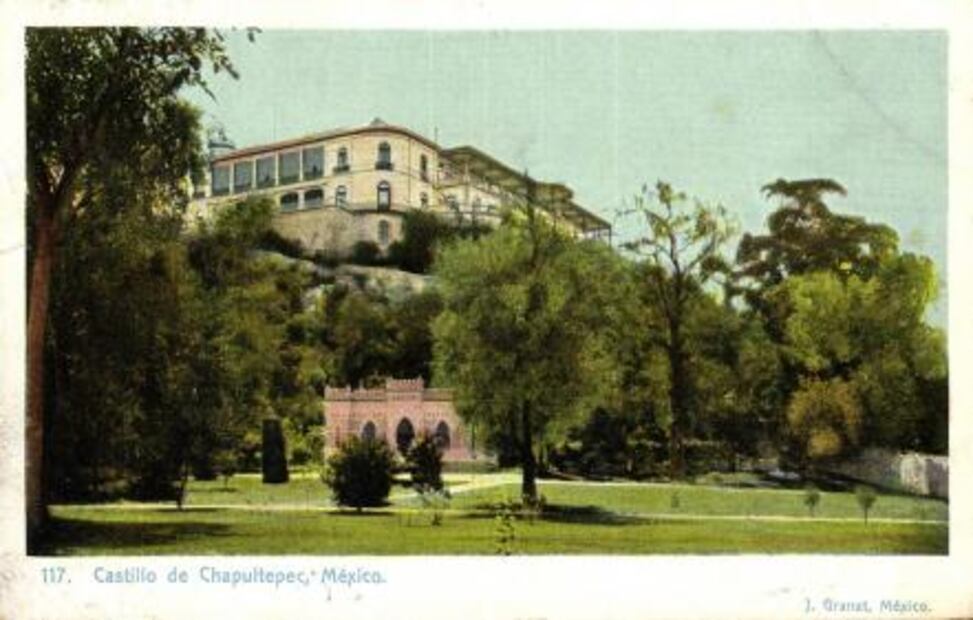 Los pequeños edificios que cuentan la historia de Chapultepec
