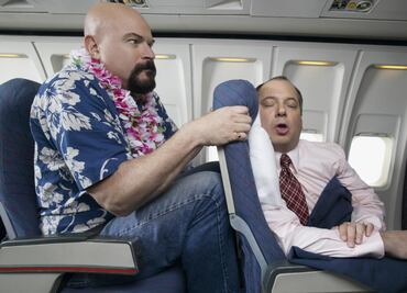 9 cosas que nunca debes hacer a bordo de un avión