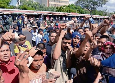 Maduro revira; mantiene billete de 100