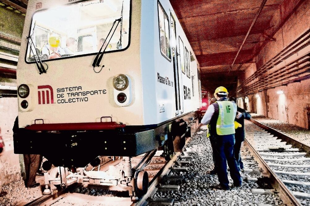 Estudios sobre el desgaste en rieles y ruedas modificados revelan que éste es menor a lo que el sistema tenía contemplado, informó Jorge Gaviño (ARCHIVO EL UNIVERSAL)