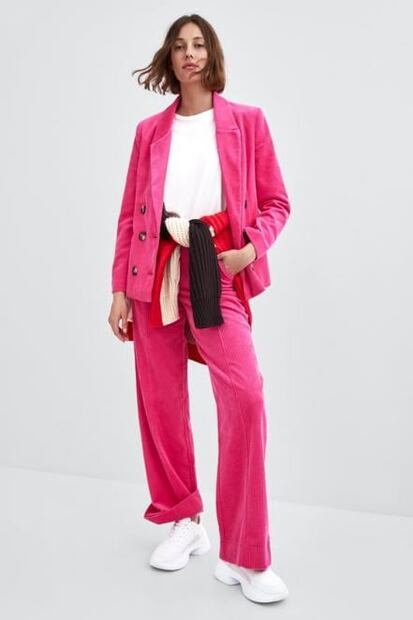 Los pantalones de Zara que vas a desear tener en esta temporada