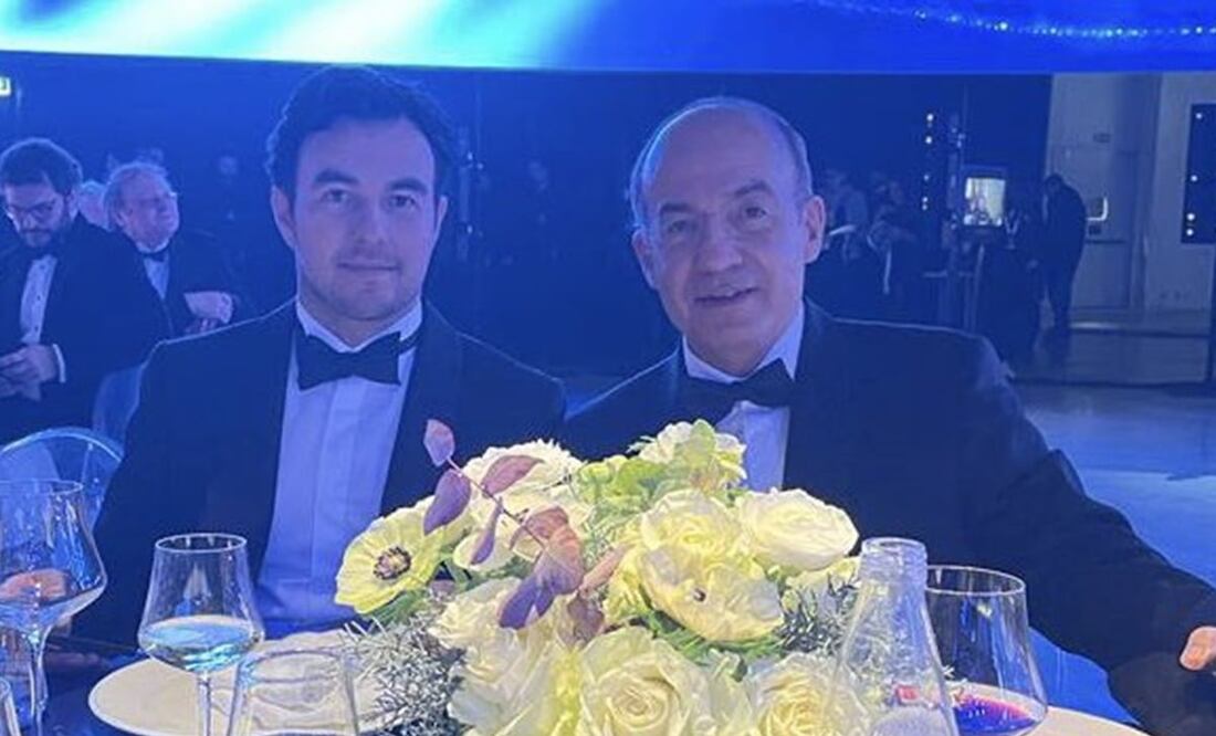 El piloto compartió mesa con Calderón / FOTO: Twitter: @FelipeCalderon