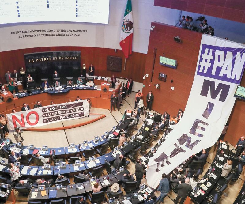 PAN y PRD buscan demostrar que hubo fraude en el conteo de los votos de la sesión del pasado 7 de noviembre en el Senado. ARCHIVO EL UNIVERSAL 