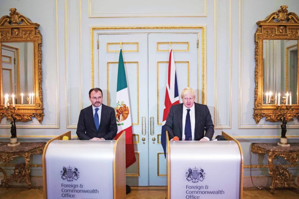 Apoyo a británicos. El titular de Relaciones Exteriores, Luis Videgaray Caso, se reunió con su homólogo británico, Boris Johnson (CHRIS J RATCLIFFE. AP)