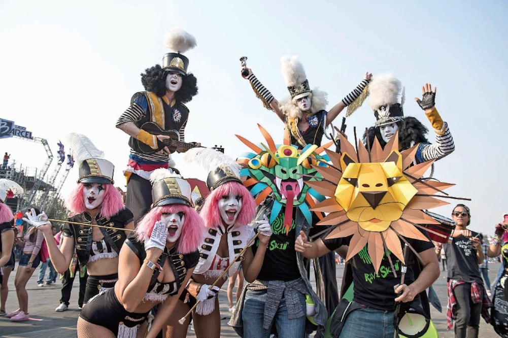 La diversión no solamente fue la música, pues se encontraban distintos juegos mecánicos y novedosos atuendos (FOTOS: CORTESÍA OCESA)