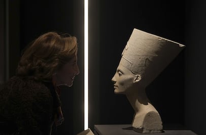 Del caballito al ataúd, las piezas que muestran cómo era la infancia en el antiguo Egipto