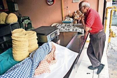 Alistan NOM para prohibir que tortillerías usen maíz transgénico