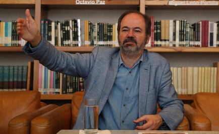 Ir contra becas del Fonca permite persecución: Villoro