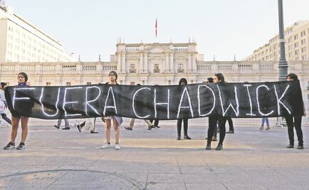 Destituyen a jefe de Carabineros 