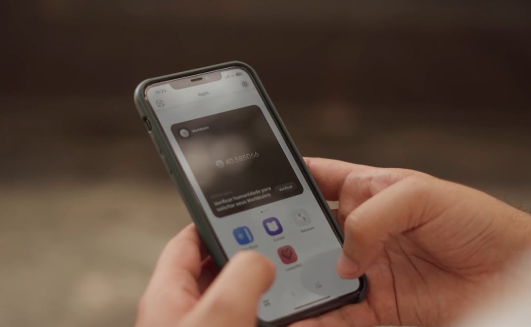 World ID lanza app de identidad humana contra deepfakes y reventa de boletos. Imagen: captura de pantalla
