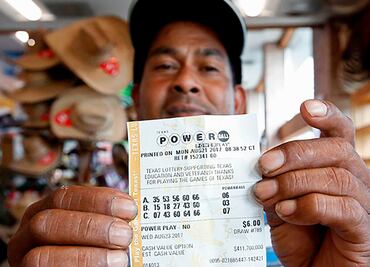 ¡Mexicanos listos para ganar US$364 millones en Powerball!