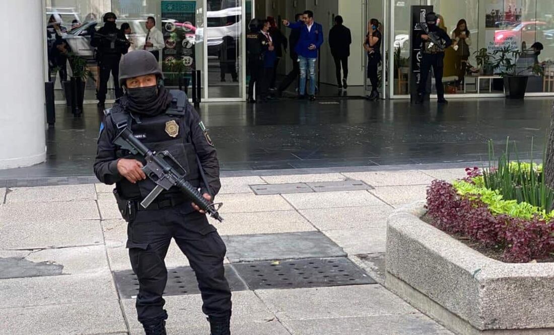 Elementos de la Fiscalía General de Justicia (FGJ) y Secretaría de Seguridad Ciudadana (SSC) participaron en el operativo. Foto: Valente Rosas EL UNIVERSAL