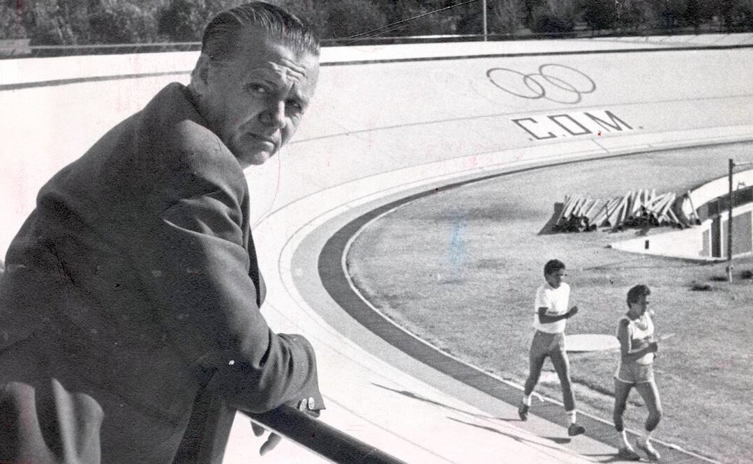 El Centro Deportivo Olímpico Mexicano era el lugar de trabajo predilecto para Hausleber, pues a diferencia de las instalaciones del Instituto Nacional del Deporte, en lugar de trabajar con niños entrenaba atletas de alto rendimiento, como Ernesto Canto y Marcelino Colín. Archivo EL UNIVERSAL.