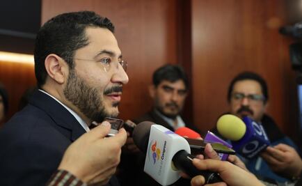 Derogación de la reforma educativa no obedece a grupos: Batres