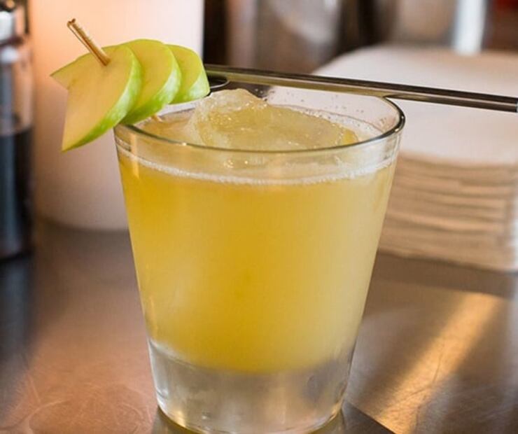 5 cocteles para los amantes del gin y el mezcal