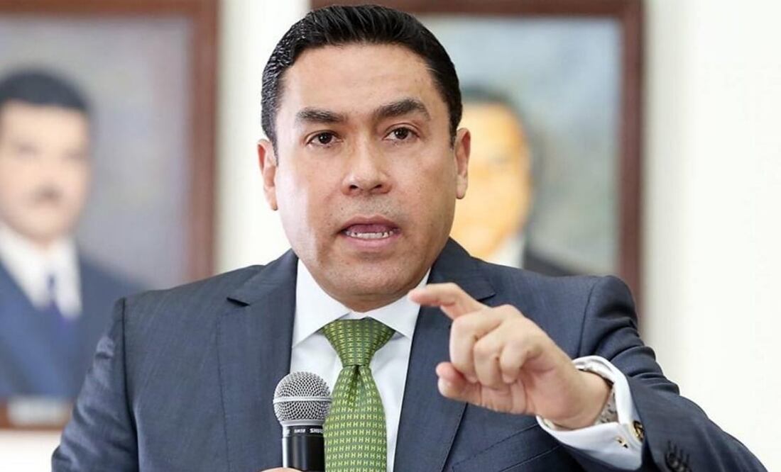 Mexico judge takes leave after article resurfaces about him killing a woman in 1984