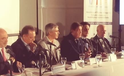 Directores del Instituto Cervantes y la RAE hablan de la petición de AMLO