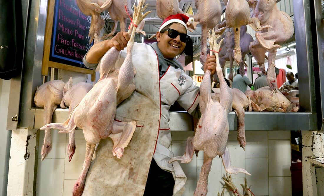 Aspectos del mercado de San Juan días previos a la navidad. Foto: Diego Prado