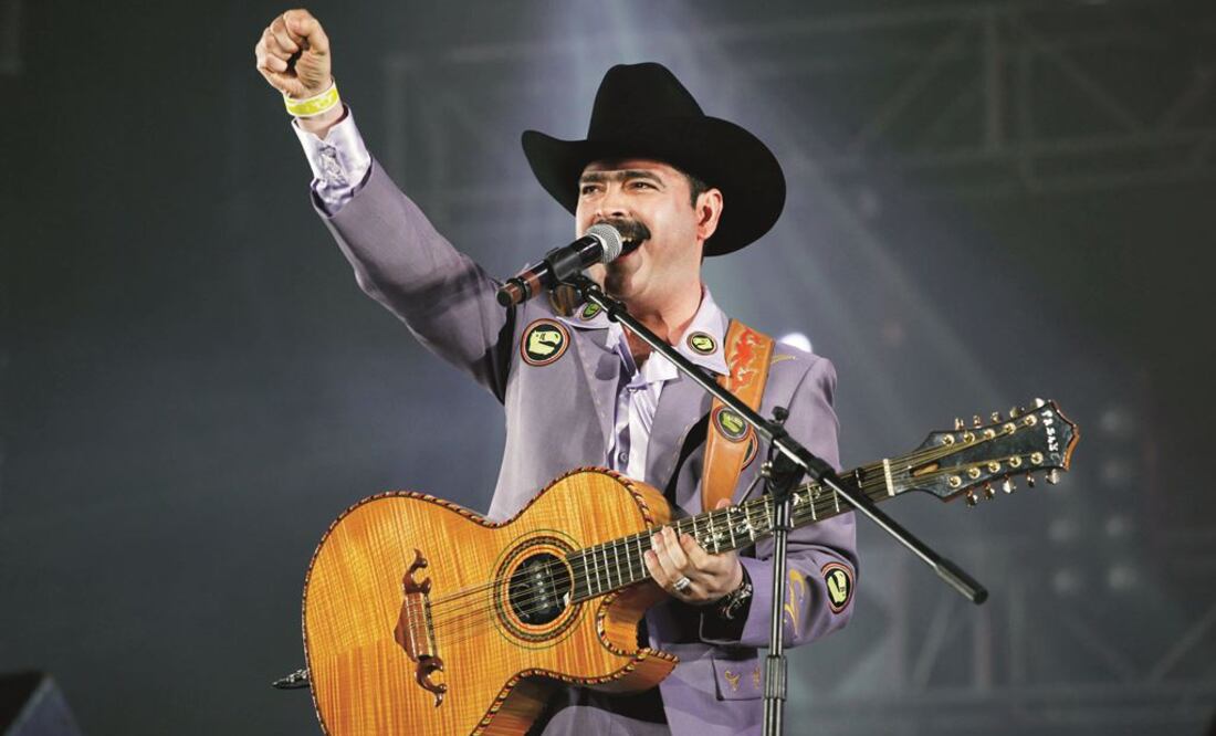 Mario Quintero Lara, vocalista de Los tucanes de Tijuana. FOTO: Archivo AP