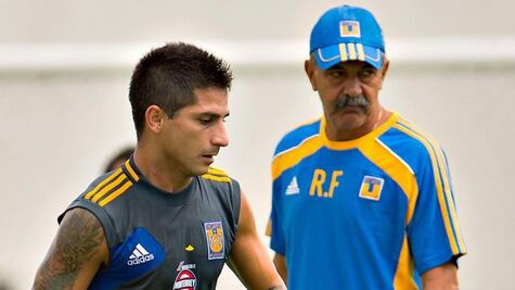 Danilinho le mienta la madre al Tuca Ferretti, pero "con cariño"