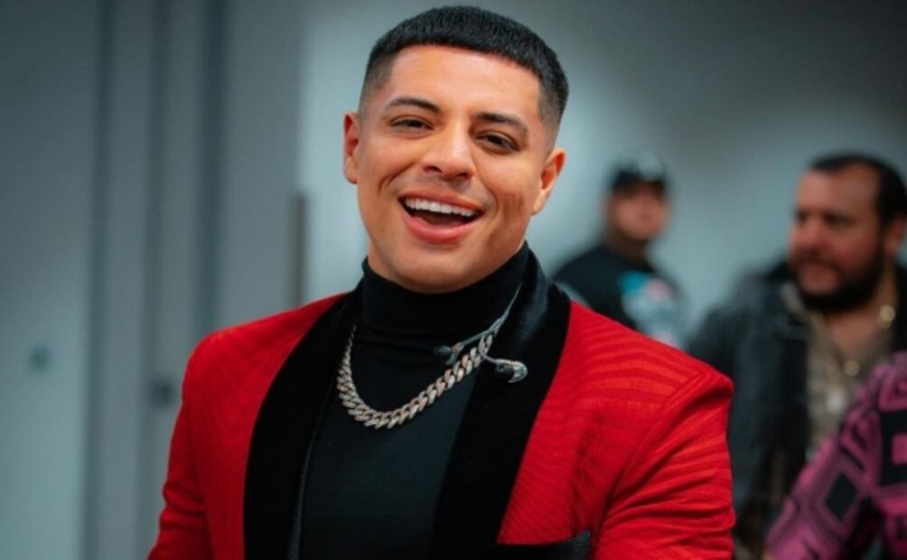 Eduin Caz podría perder la voz por combinar el alcohol con la hernia hiatal que padece