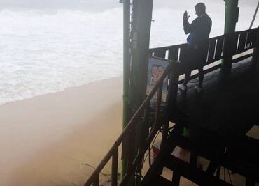 Activan alerta roja en Los Cabos por Lidia