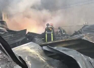 Se registra incendio en bodega de Xalostoc