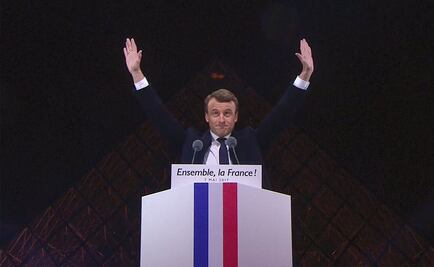 Macron llega a Louvre bajo los acordes del Himno de la UE