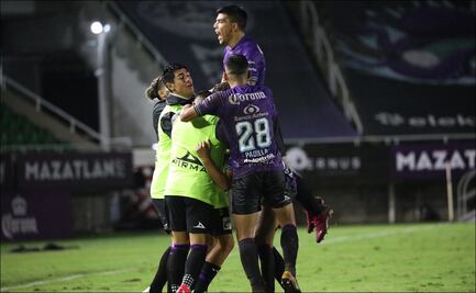 Mazatlán rescata el empate de último minuto ante Tigres