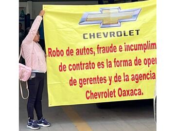Vinculan a proceso a dos trabajadores de agencia de autos en Oaxaca por el delito de fraude; gerentes siguen libres