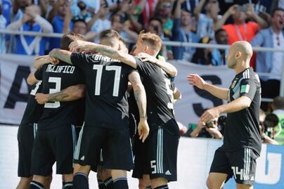 Agüero acaba con la sequía argentina de 341 minutos sin gol