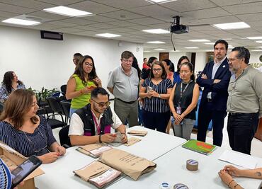 IECM entrega material para el voto de los presos