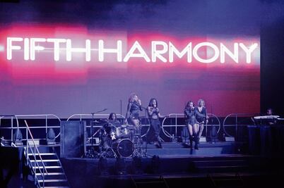 Fifth Harmony da su amor a Acapulco 