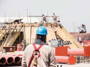 Difícil que AMLO pueda cancelar el NAIM: S&P