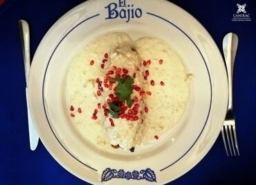 Comienzan los festejos por los 200 años de la creación del chile en nogada